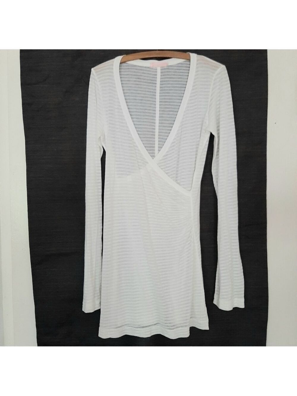 T Luxury Apparel V Neck Side Ruched Wrap Long Sleeve Cover Up  Tunic T Shirt Top